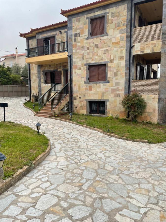 Paradise Apartments Nefeli Каламата Экстерьер фото